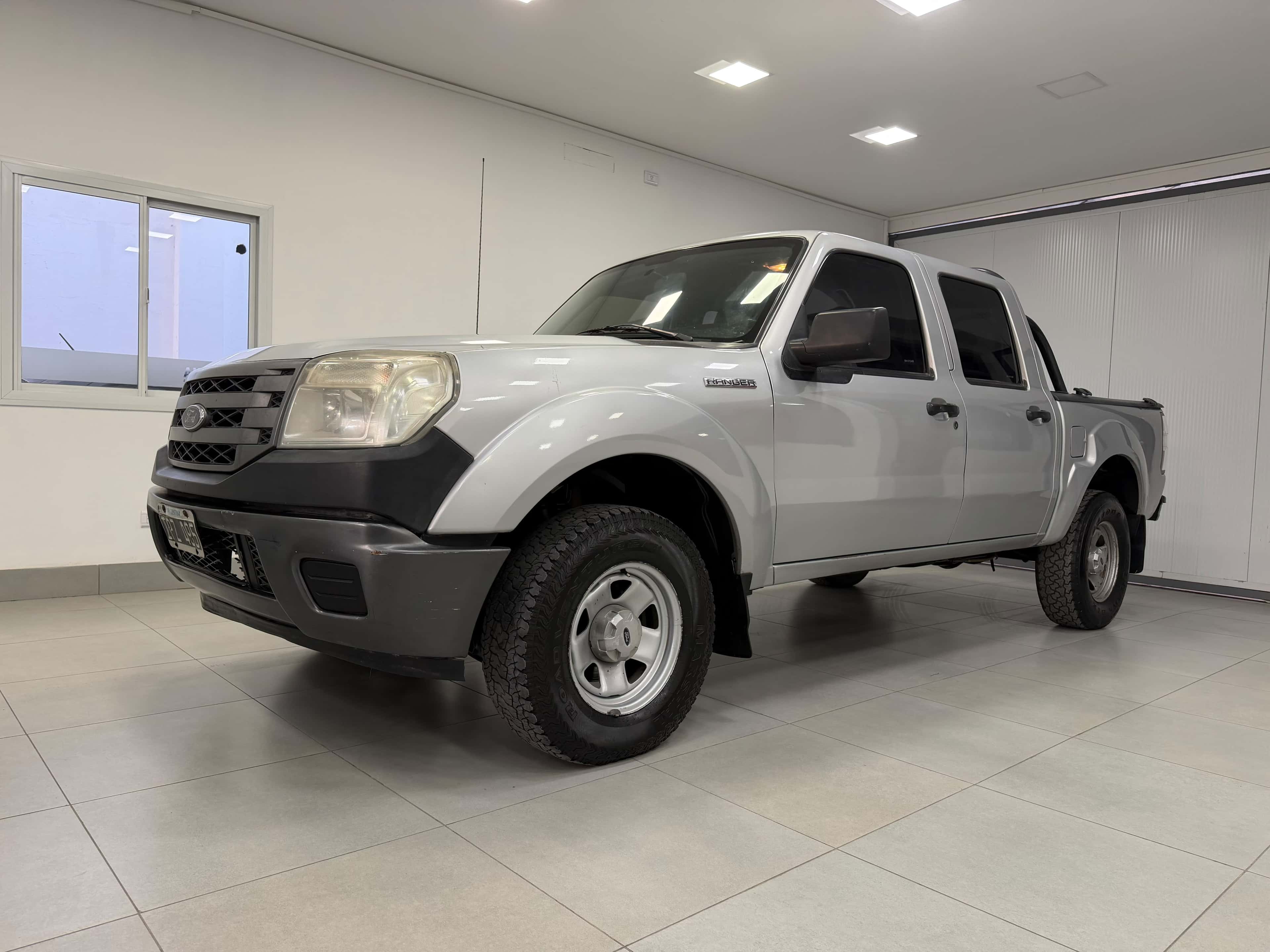Ford Ranger 3.0 TDI C/D 4x2 XL Plus 2010 usado en venta en Mendoza