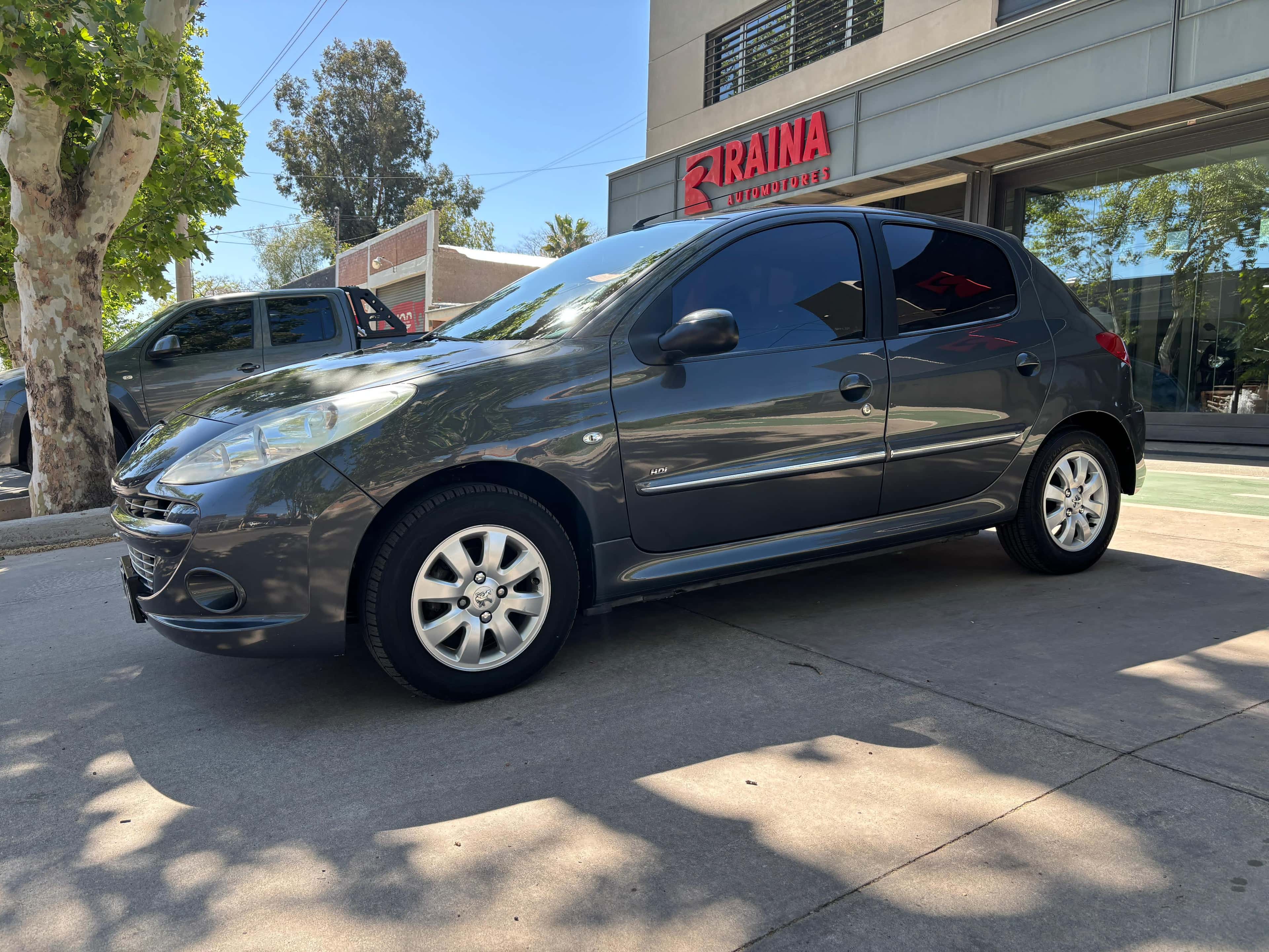 Peugeot 207 Compact 1.4 HDi 5ptas. XS/Allure 70cv 2011 usado en venta en Mendoza