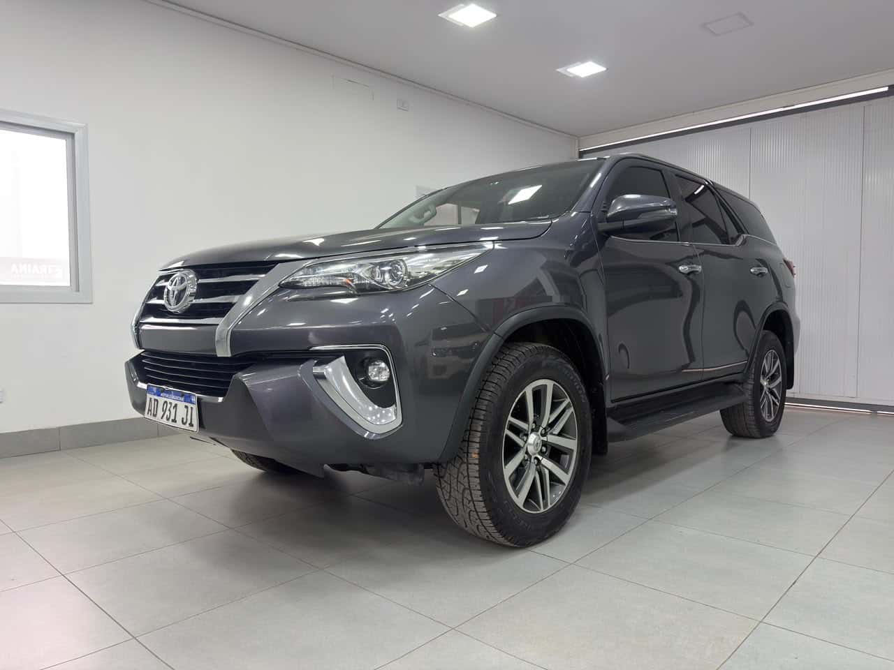 Toyota Hilux SW4 TDI SRX AT 7 Asientos (L16) 2019 usado en venta en Mendoza