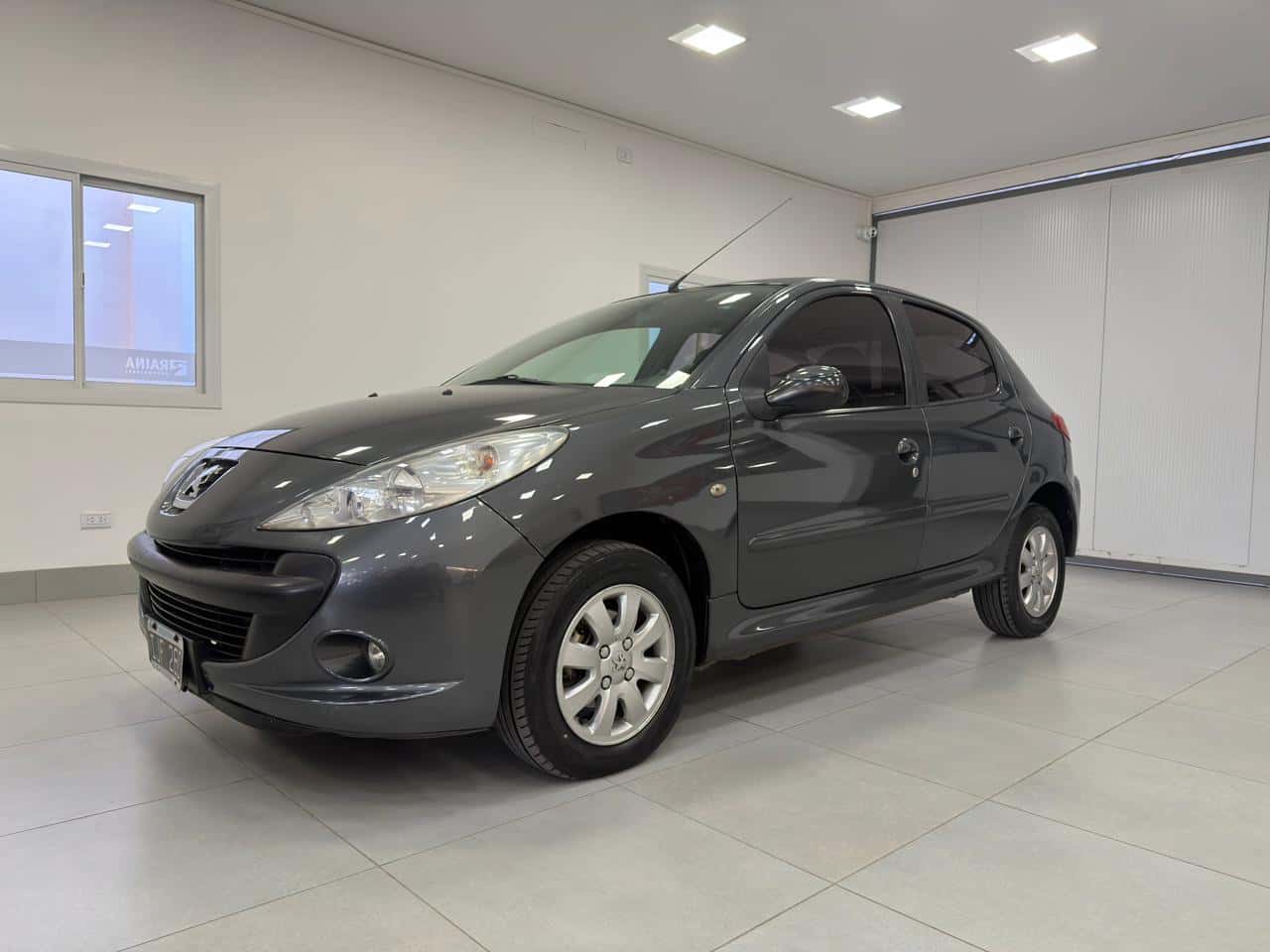 Peugeot 207 Compact 1.4 5ptas XS/Allure 75cv 2009 usado en venta en Mendoza